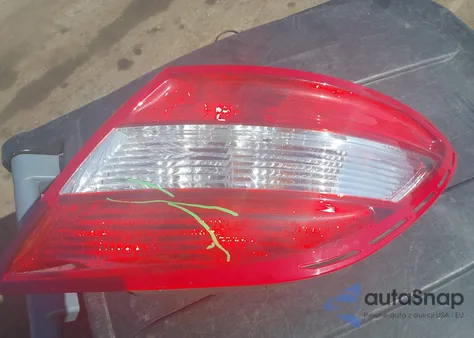 2008 Mercedes-Benz C 300 Luxury 4Matic/Sport 4Matic from USA, damaged, VIN WDDGF81X58F136873